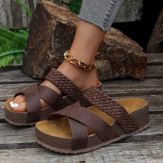 Alma™ | Ortopediska sandaler